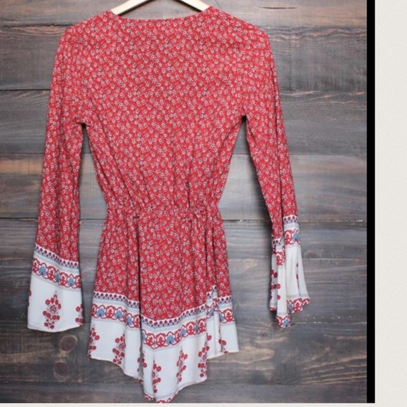 Lace Up Border Print Romper - Picture 2 of 6