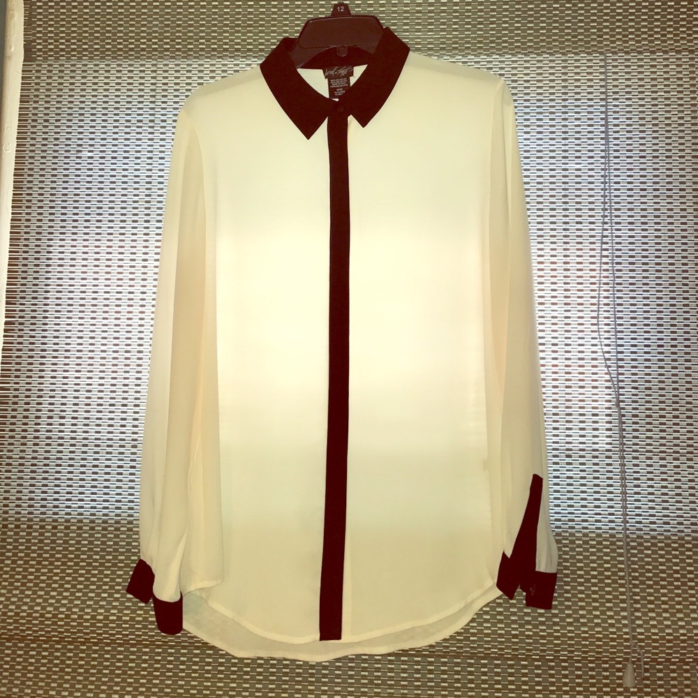 Lord & Taylor Ivory and Black Blouse