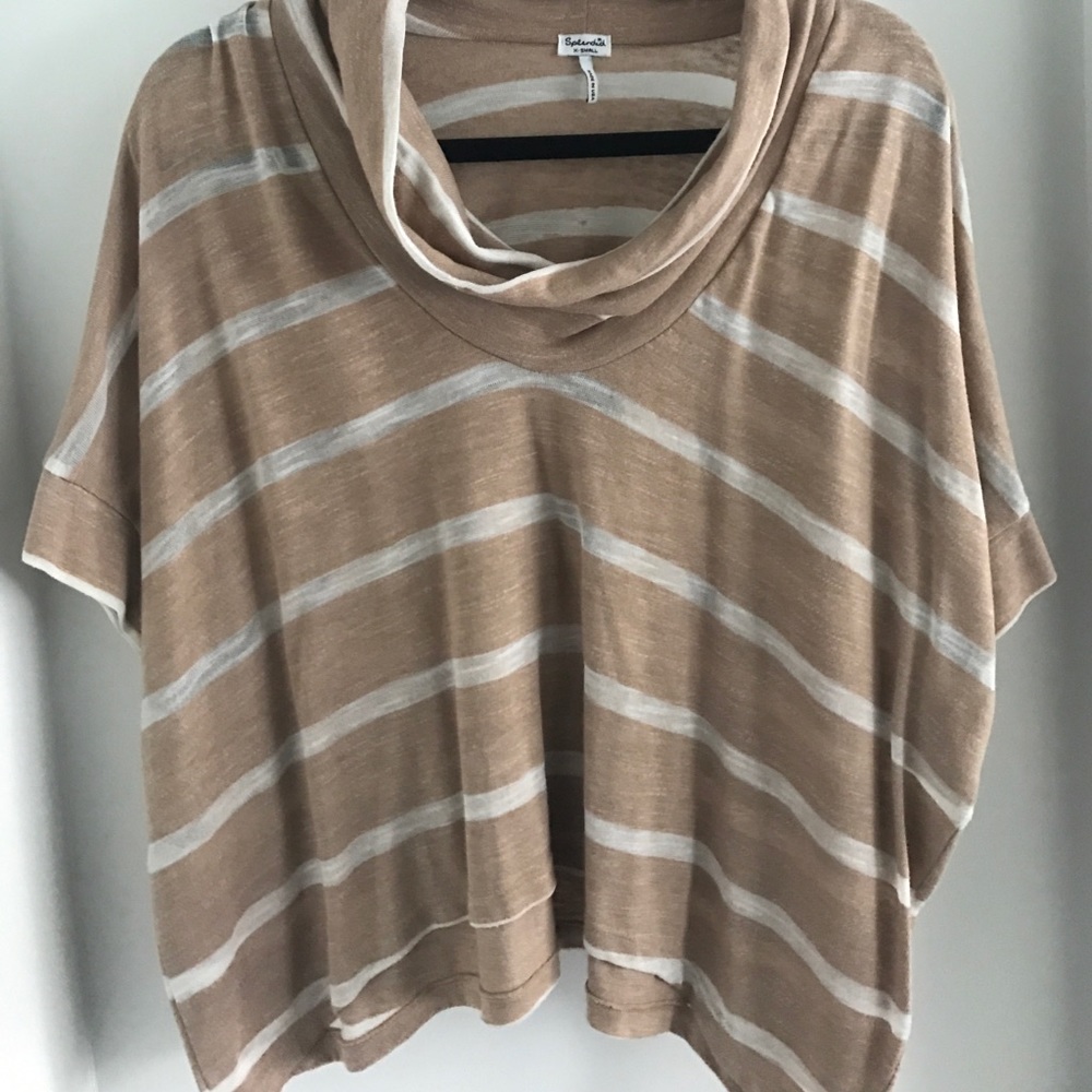 Splendid striped lightweight poncho