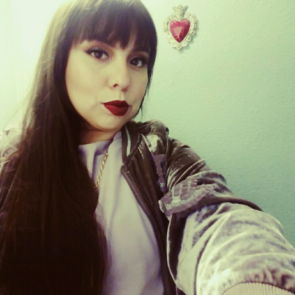 Meet your Posher, Lleana