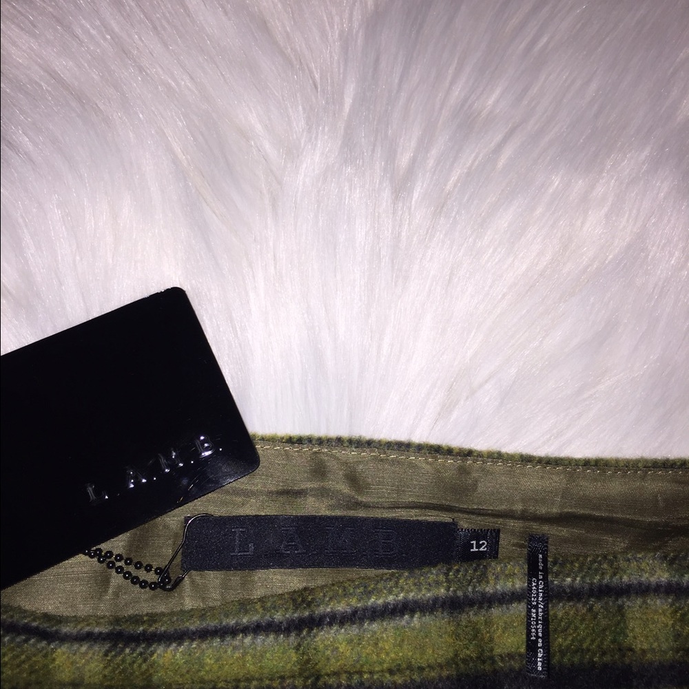L.A.M.B SKIRT - Picture 3 of 5