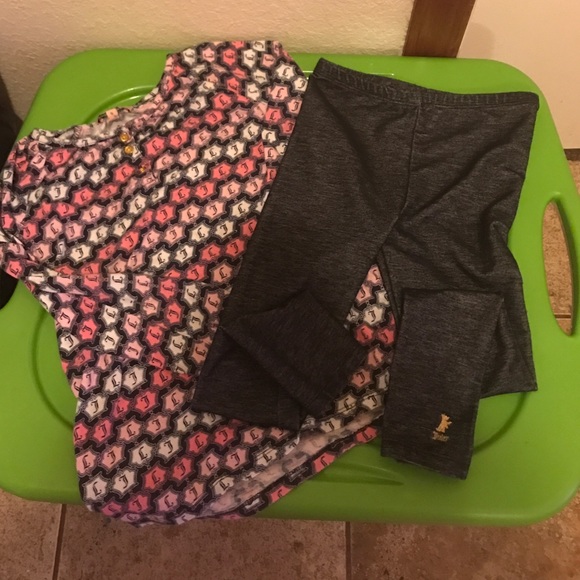 Juicy Couture Other - Juicy Couture top and leggings size 5t