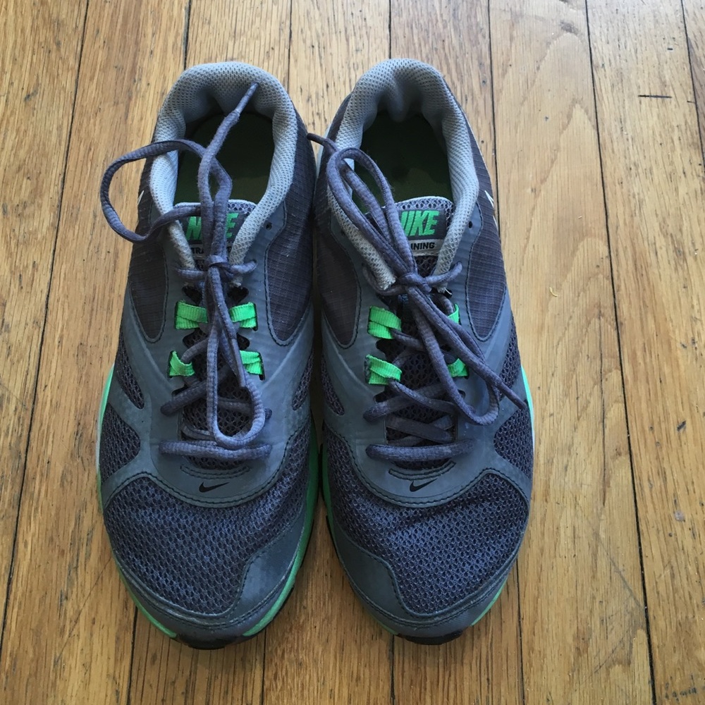 Nike cross trainers