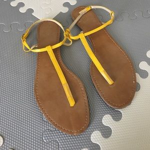 Yellow Ankle Strap Thong Sandals Sz9
