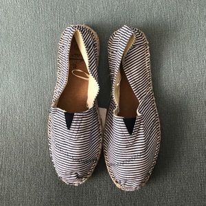 Boutique Nautical Flats