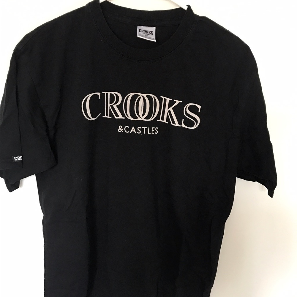 Crooks and castles size medium