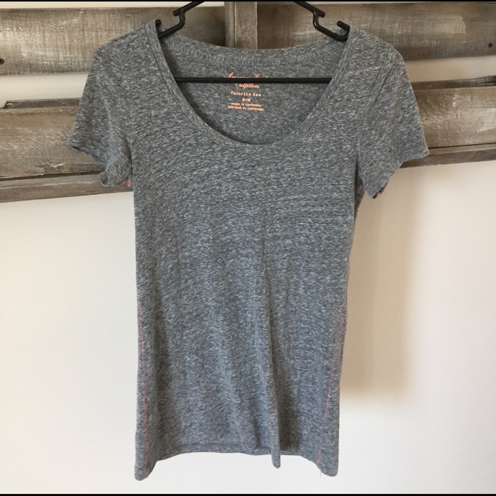 American Eagle favorite tee