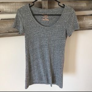 American Eagle favorite tee