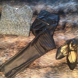 A.n.a. Textured Leggings