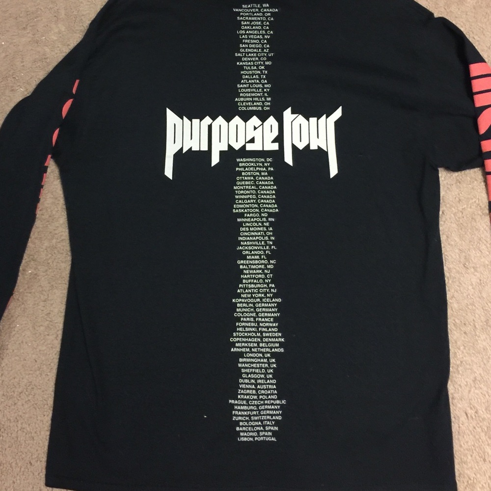 Authentic Justin Bieber sweatshirt!! - Picture 2 of 4