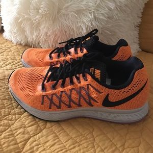 Orange Nike Zoom Pegasus 32