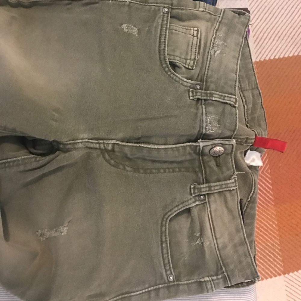 Army green, skinny jeans - Picture 1 of 1