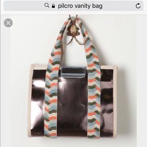 Pilcro travel vanity case from anthropologie. NWOT