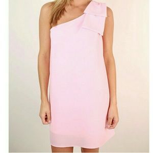 NWOT light pink one shoulder dress