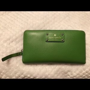 Kate Spade Kelly Green Wallet