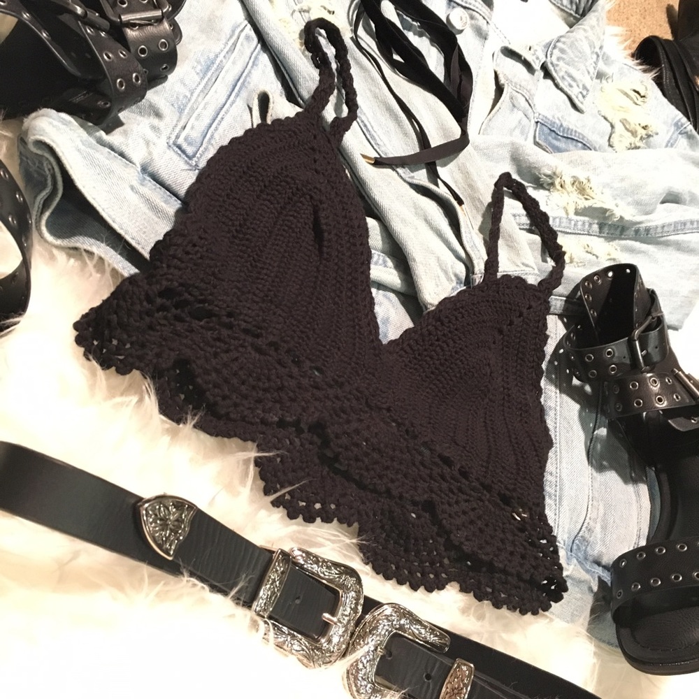 Brandy Melville Tammie Crochet Bralette