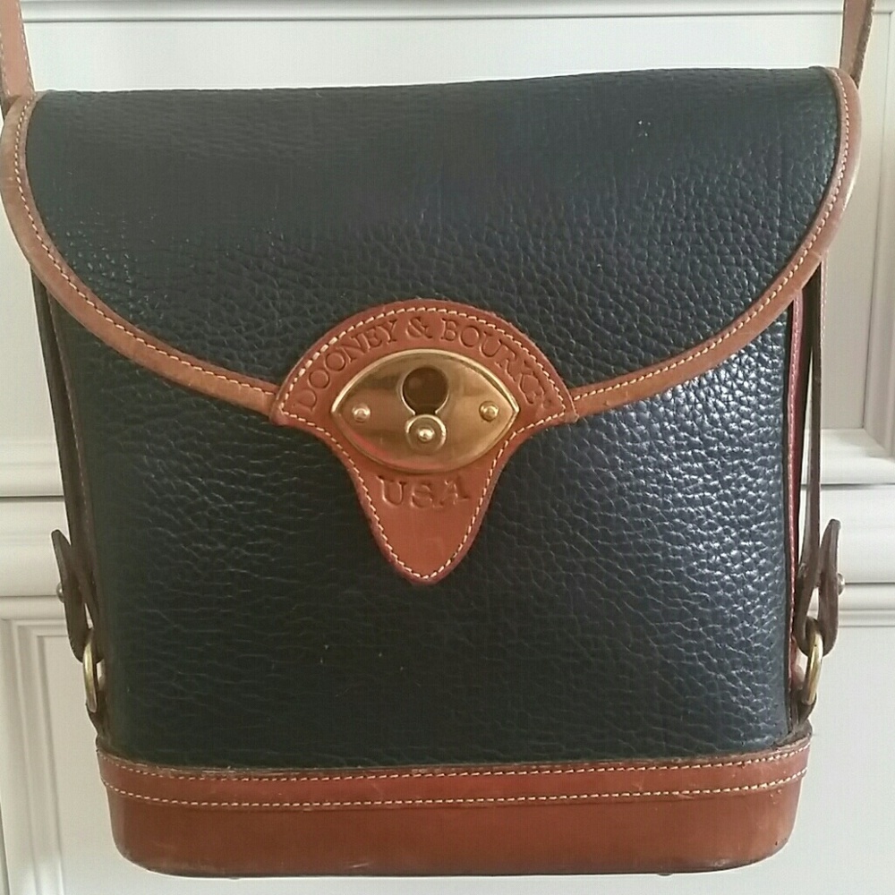 Vintage  All Leather Dooney & Bourke Crossbody