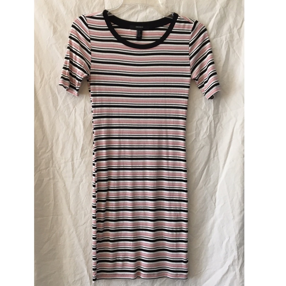 Forever 21 T-Shirt Dress