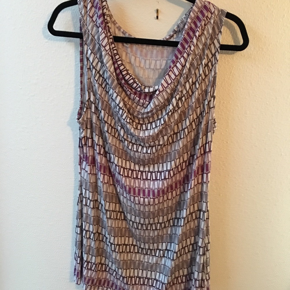 Scoop neck tank