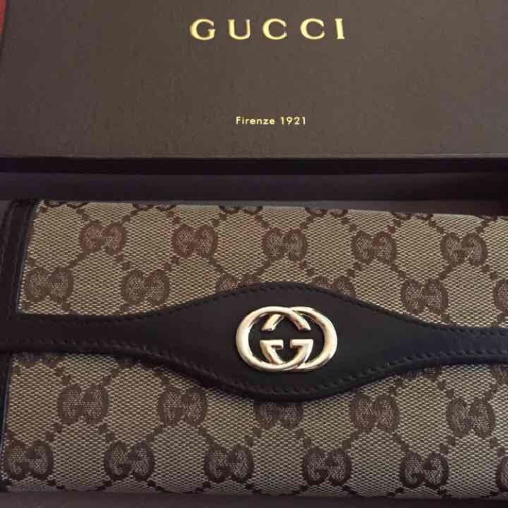 Gucci wallet