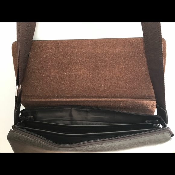 GIORGIO ARMANI LAPTOP SHOULDER BAG - Picture 4 of 4