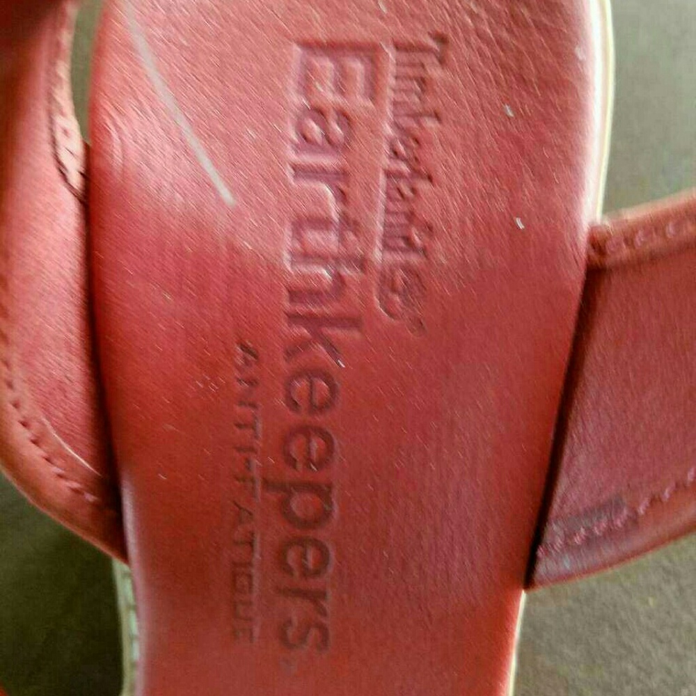 Red Timberland Sandals - Picture 2 of 4