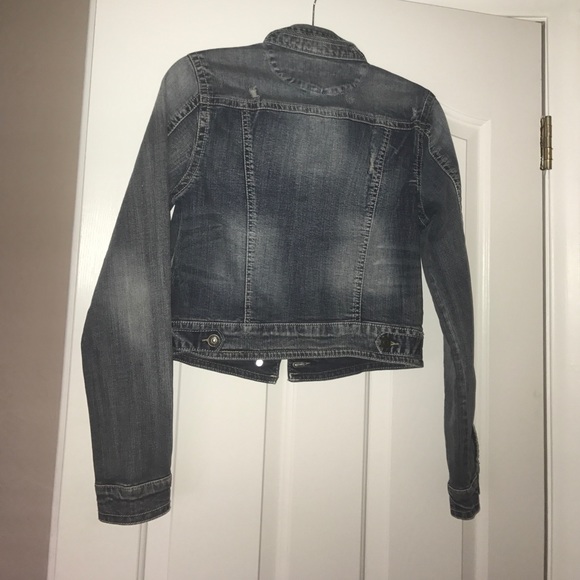 Jean jacket - Picture 2 of 5