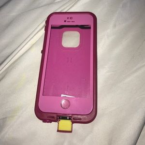 iPhone 5 life proof 100%real from att store