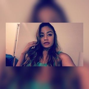 Meet your Posher, Ivette