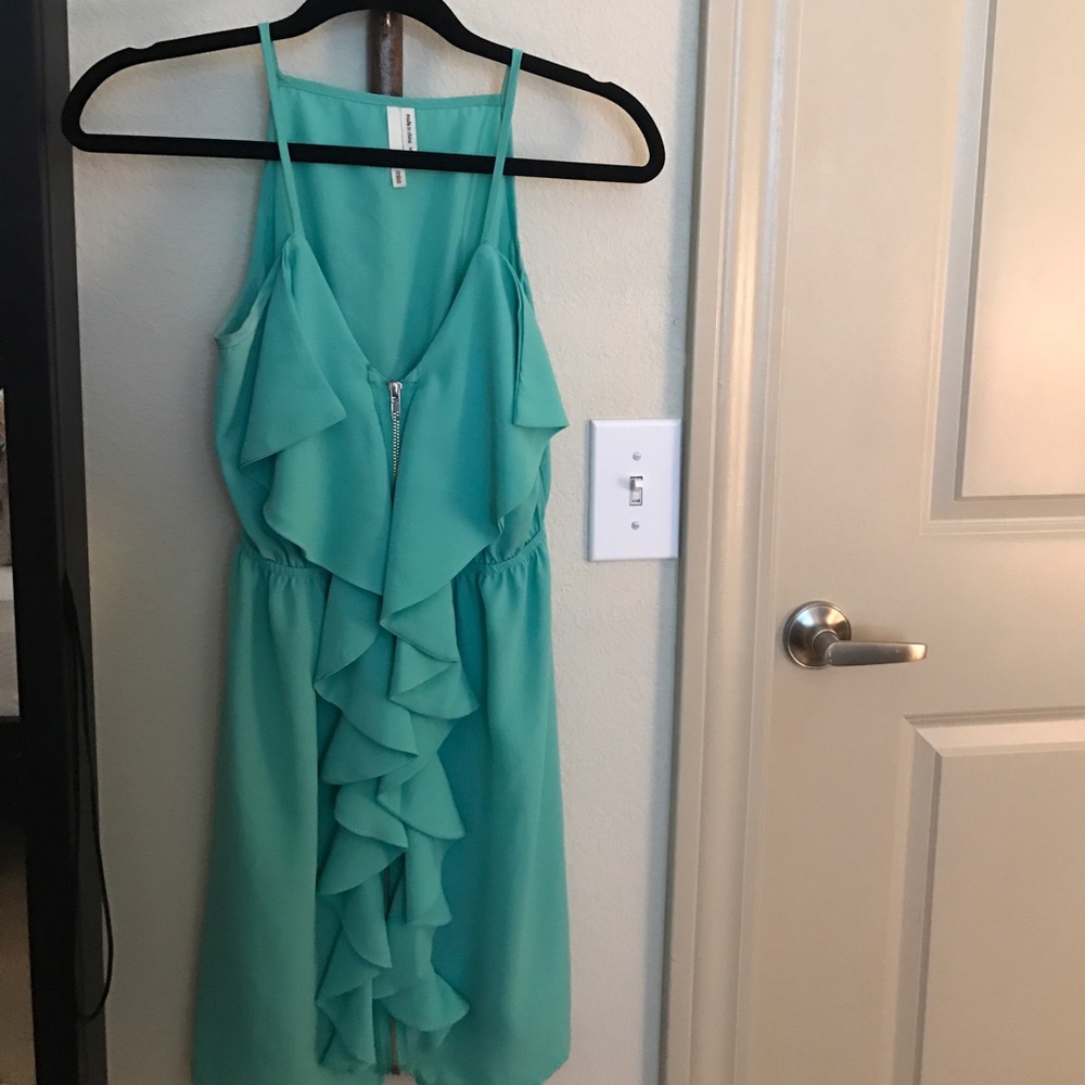 Full exposed zip dress