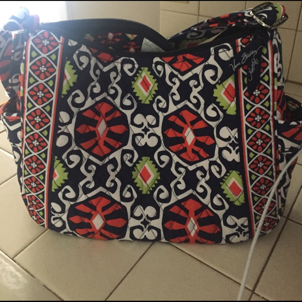 Vera Bradley bag brand new without tags!!