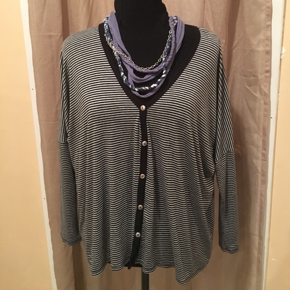 Freeloader top