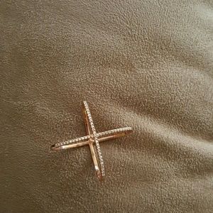 Brand new criss cross ring