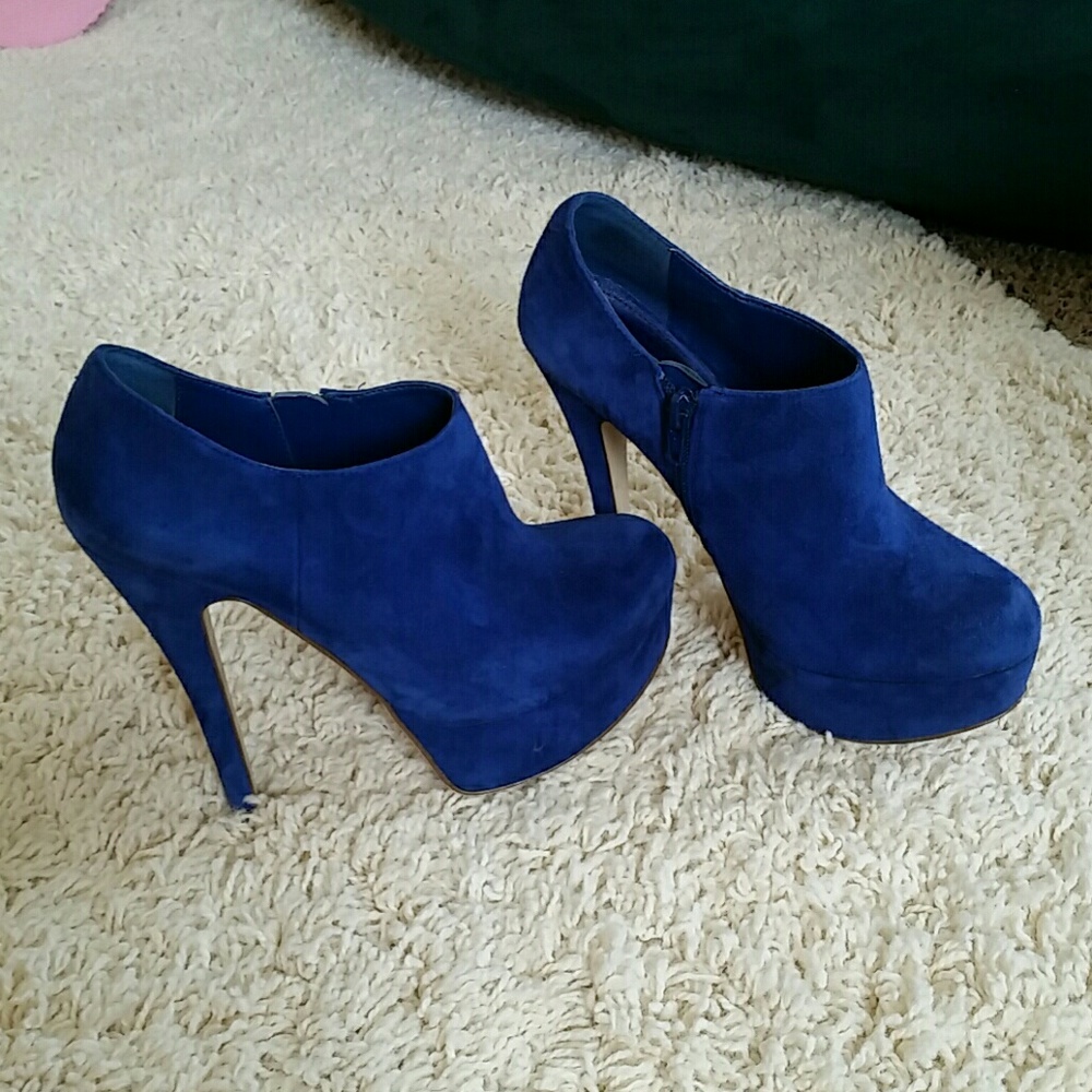 Blue heels
