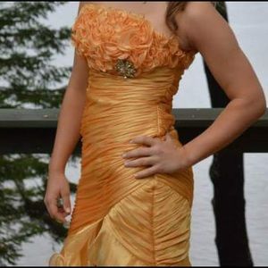 Prom dress, worn once.
