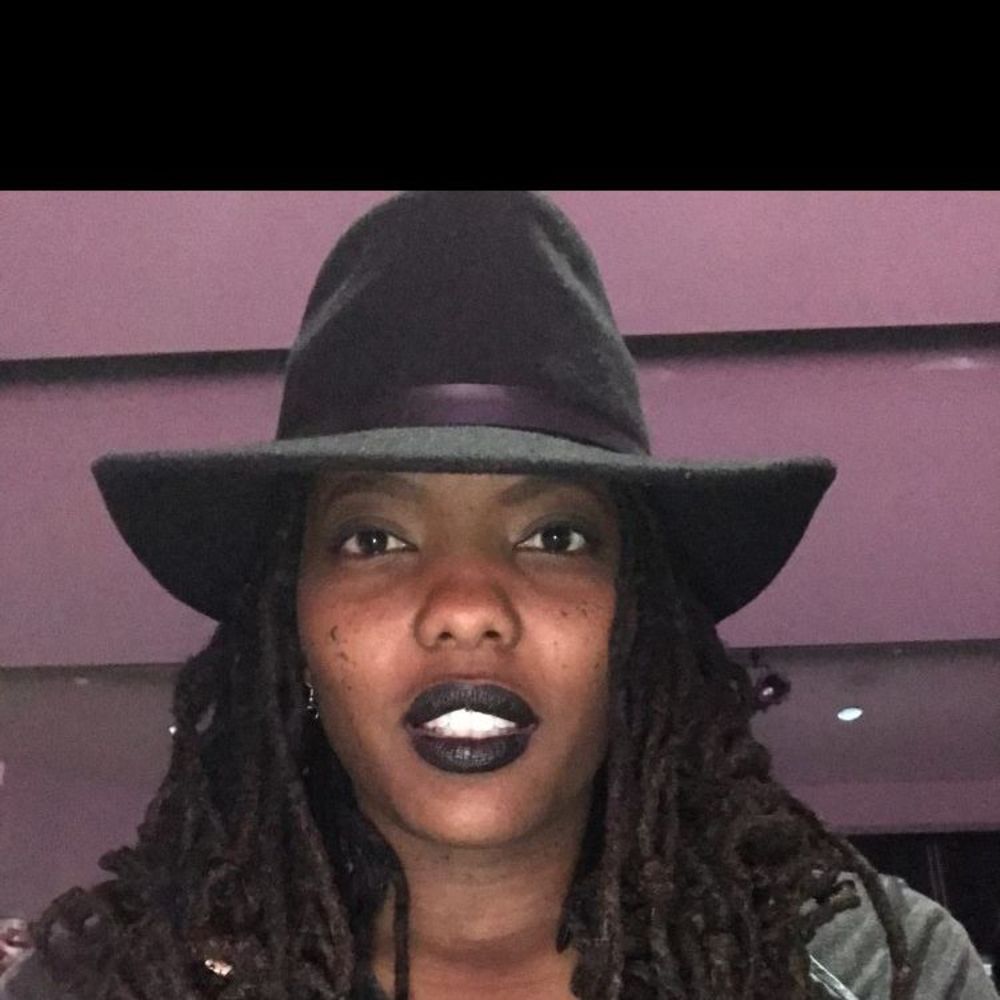 Meet your Posher, Yashica