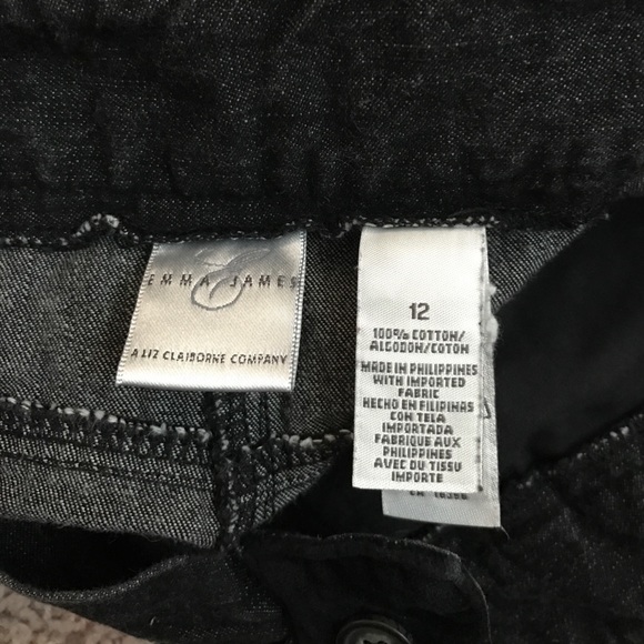 🆕 listing.... Cute stone wash black jeans - Picture 3 of 5