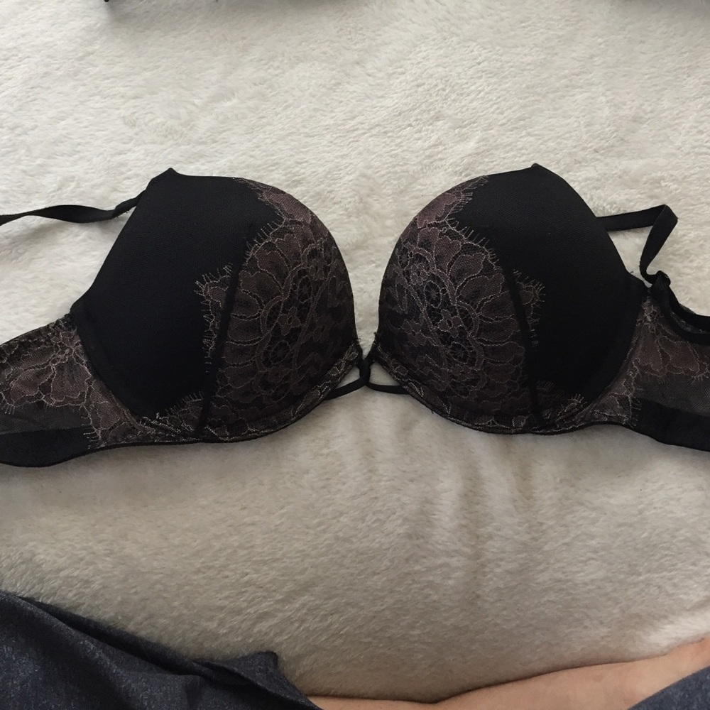 Victoria's Secret black lace bombshell bra. NWOT
