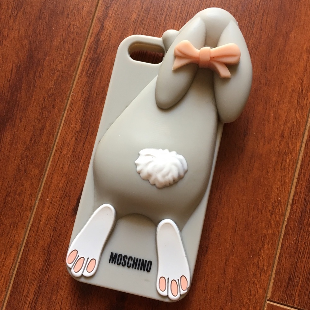 iPhone 5 Moschino bunny phone case