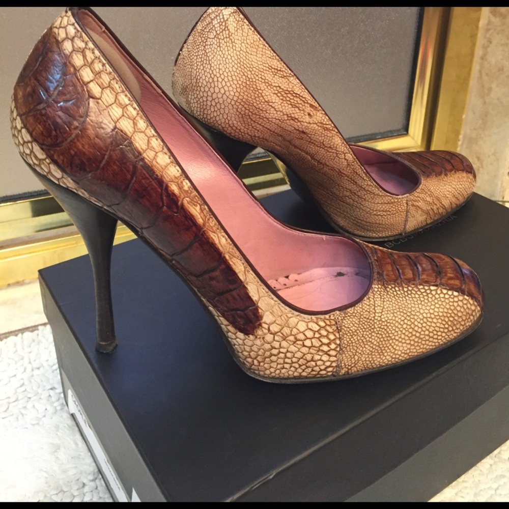 BCBG Max Azaria Ostrich High Heels, 7.5M