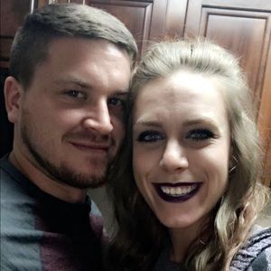 Meet your Posher, Cara