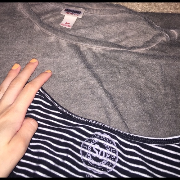 Crop Top bundle fits small/medium - Picture 2 of 3