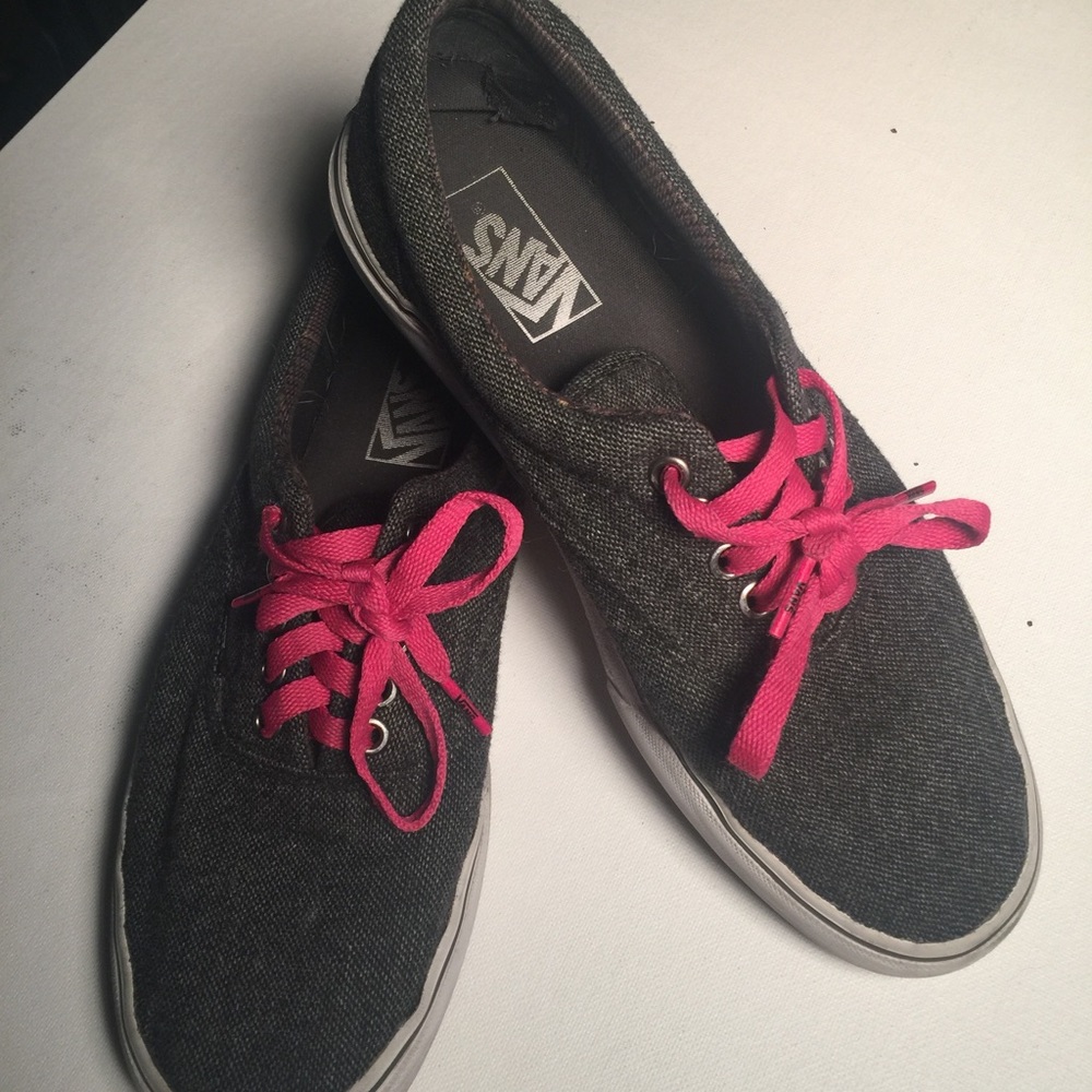 Authentic Vans, grey with pink laces