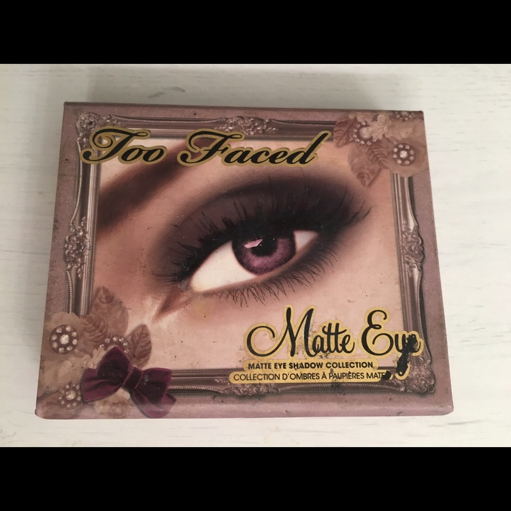 Too faced matte eye palette