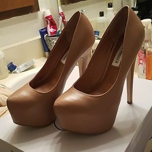 Steve Madden Dejavu pumps