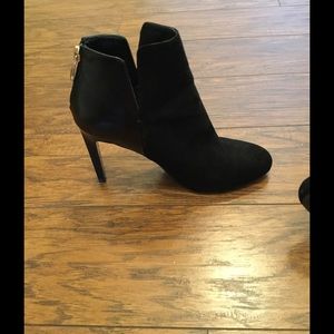 Zara black ankle bootie sz 8