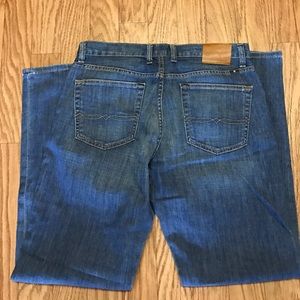 Lucky Jeans, SUPER comfortable, 33x32