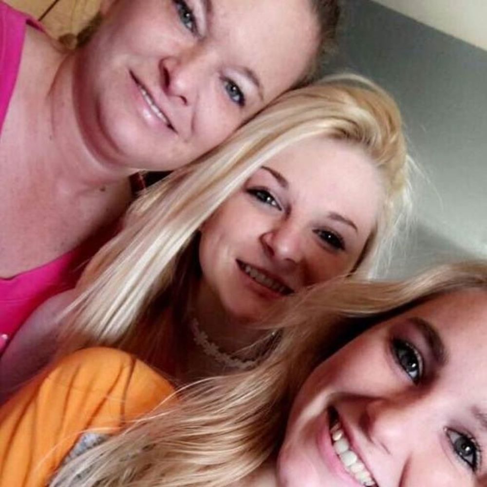 Meet your Posher, Teria