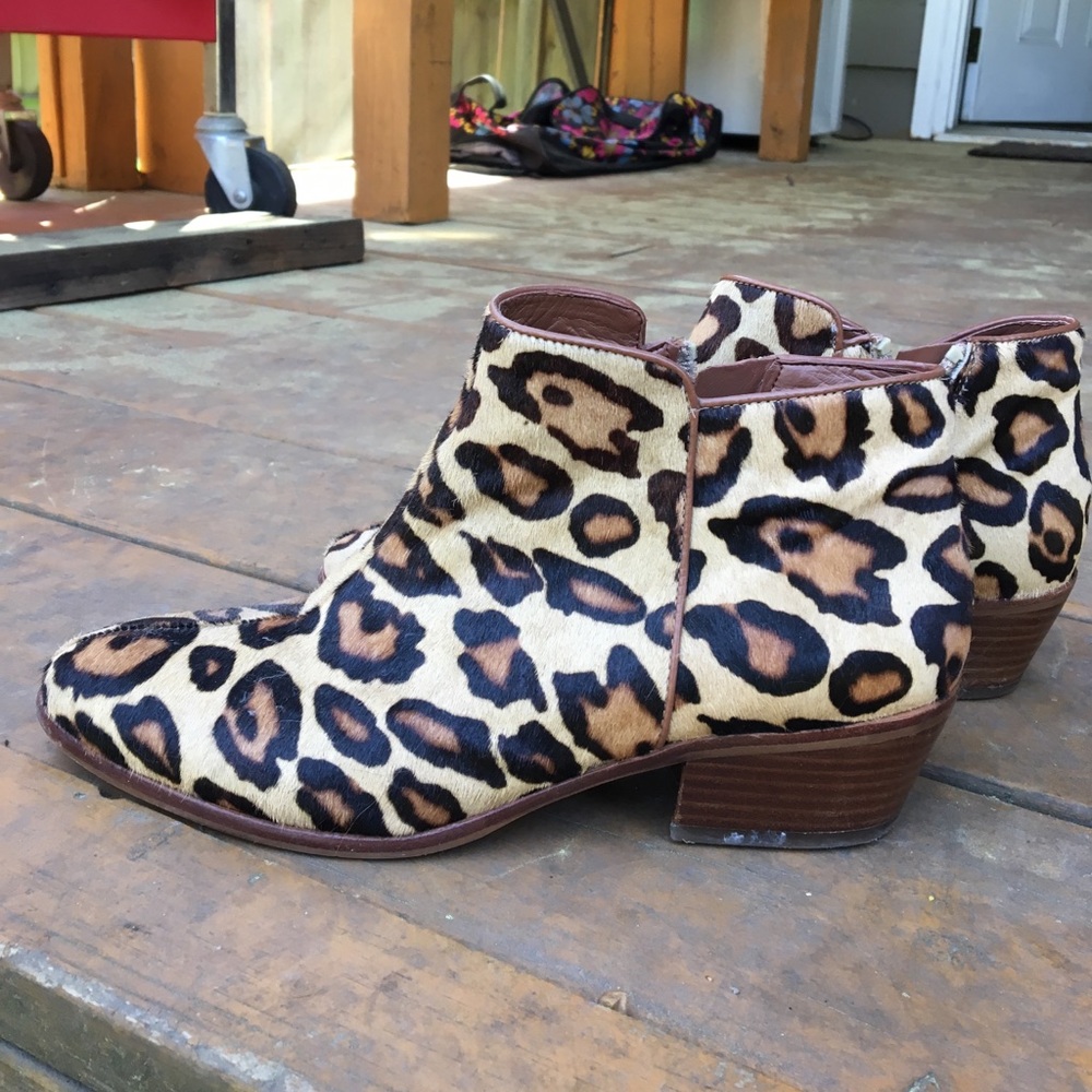 Sam Edelman leopard print boots