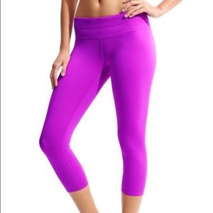 Athleta Sonar Capri